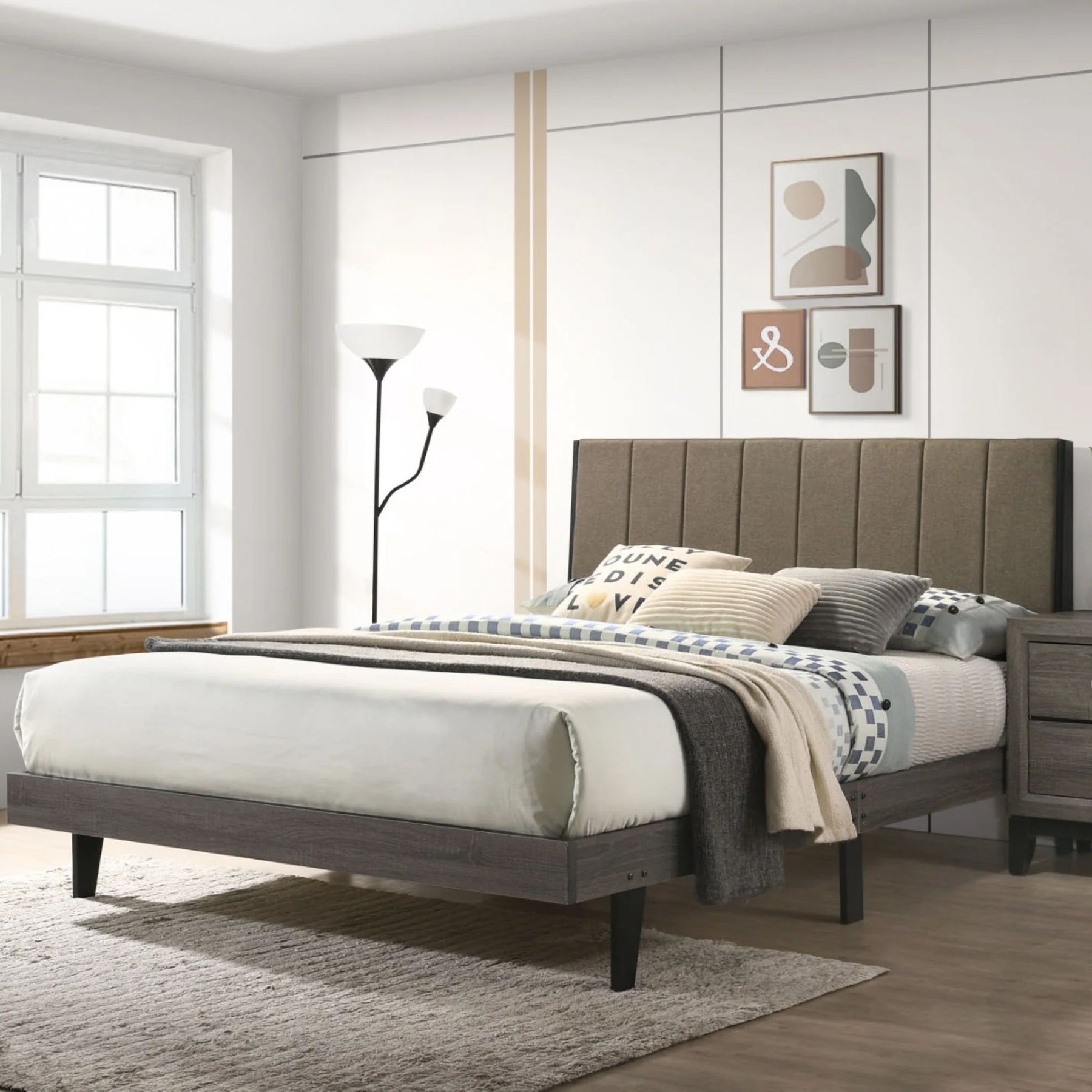 Valdemar Weathered Bed | Queen Size