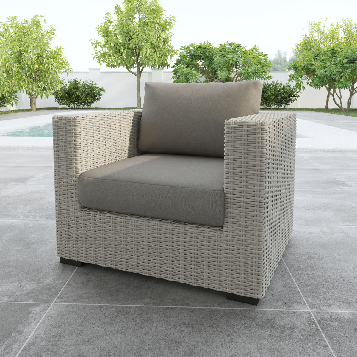 Chic Design Outdoor Lounge Chair