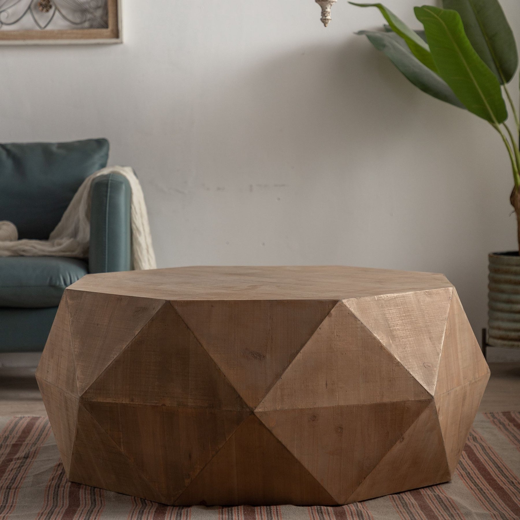 Three-dimensional Embossed Pattern Coffee Table