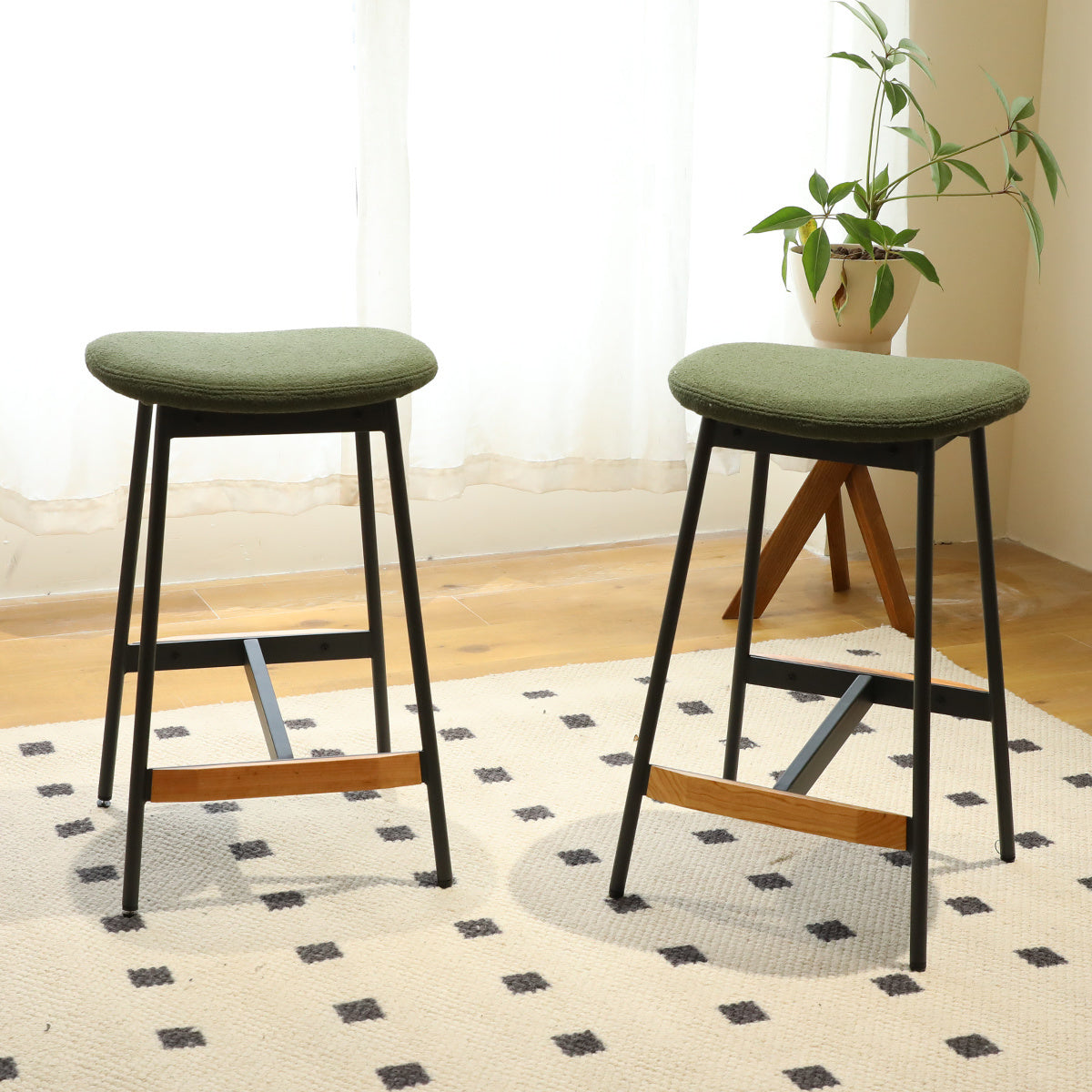 Comfortable & Stylish Counter Height Bar Stools (Set of 2)